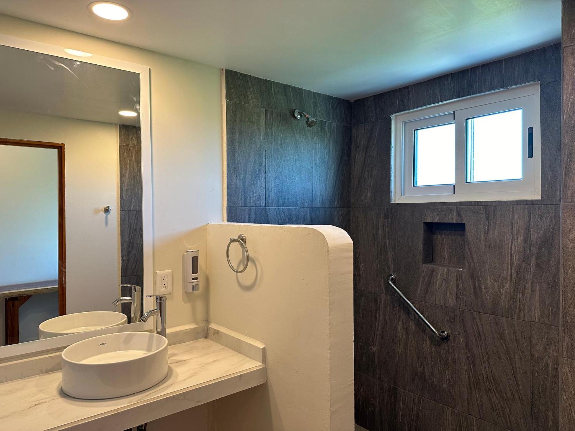 Oneiro Suites With Sea View 마아우알 외부 사진
