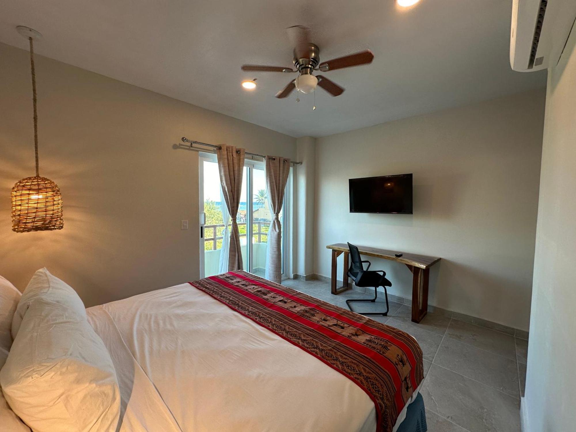 Oneiro Suites With Sea View 마아우알 외부 사진